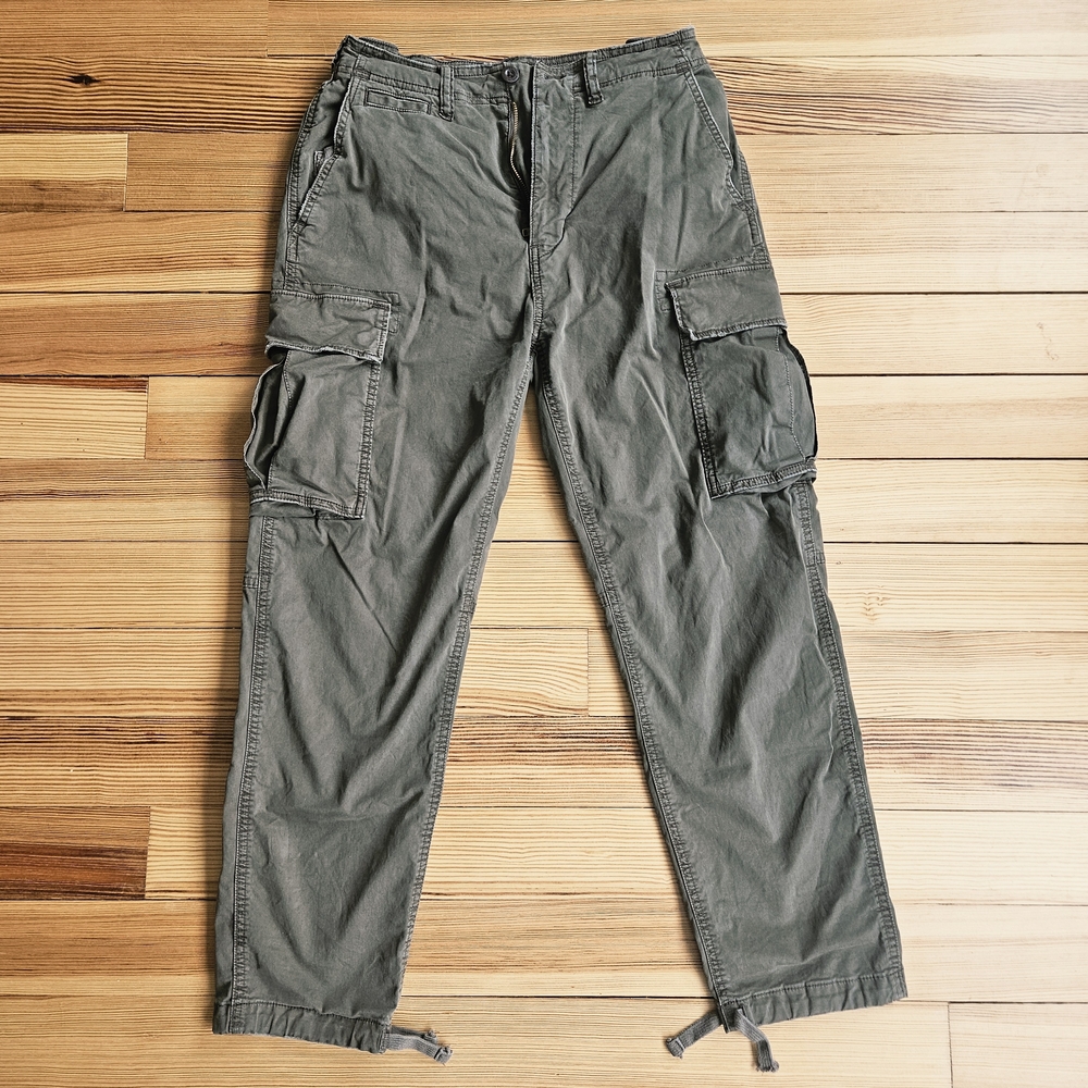 Men's 28x30 American Eagle Lived-In Cargo Pants